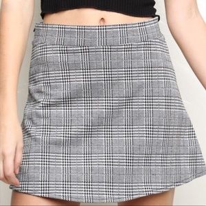 Rare Brandy Melville Gingham/Plaid Skirt set